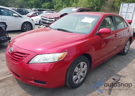 2007 Toyota Camry Le z USA, uszkodzony, nr VIN 4T1BE46K87U099000